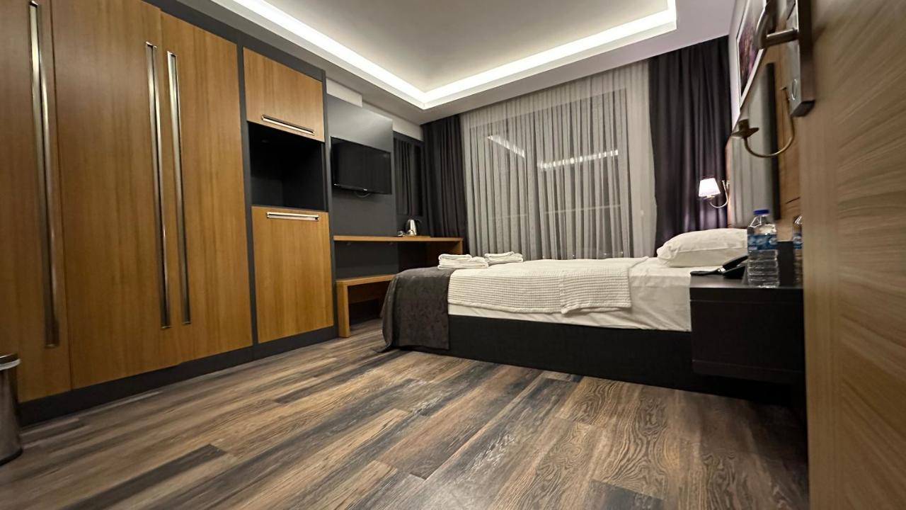 Otel Emay 3*